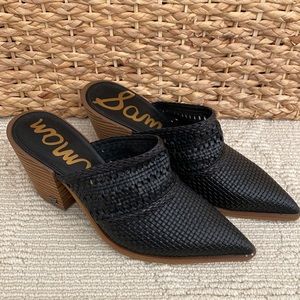 Never been worn size 7.5 Sam Edelman.